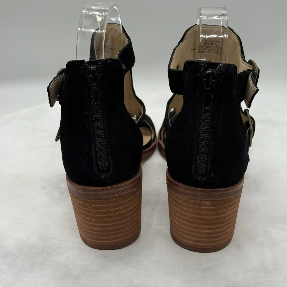 Sole Society Black Wedge Sandals with Peep-Toe DesignSize 6M